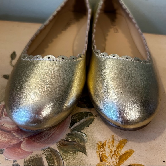 Talbots Gold Metallic Leather Scallop Edge Flats Shoes - Picture 4 of 11